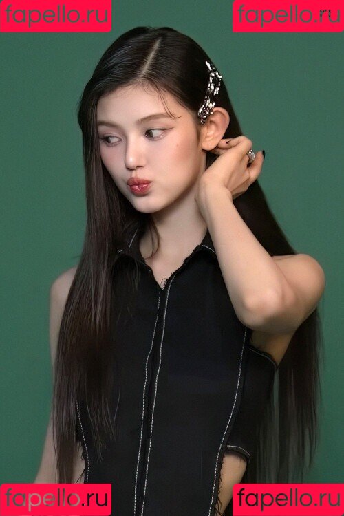 NewJeans Onlyfans Photo Gallery 