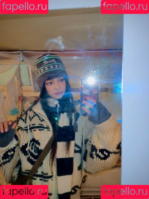 NewJeans Onlyfans Photo Gallery 