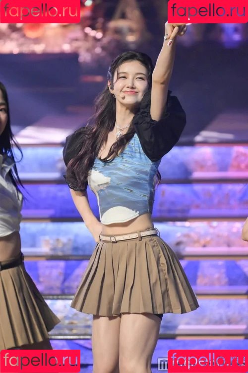 NewJeans Onlyfans Photo Gallery 