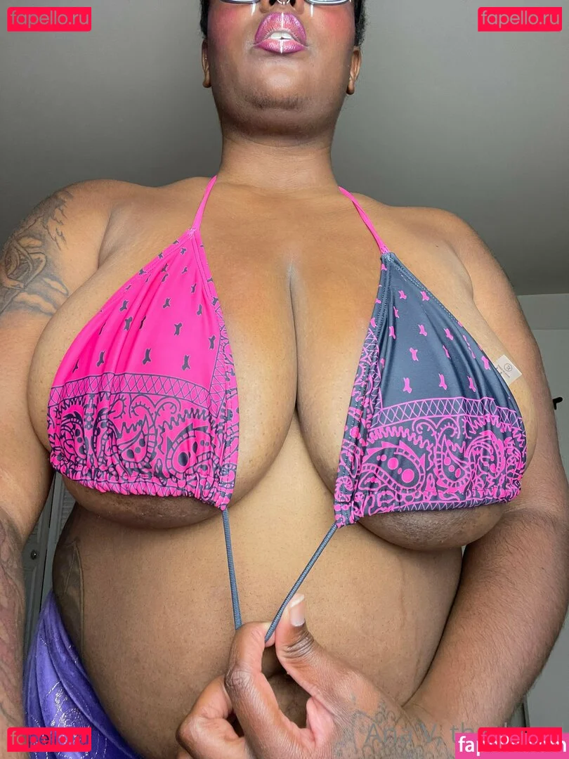 thothead Onlyfans Photo Gallery 