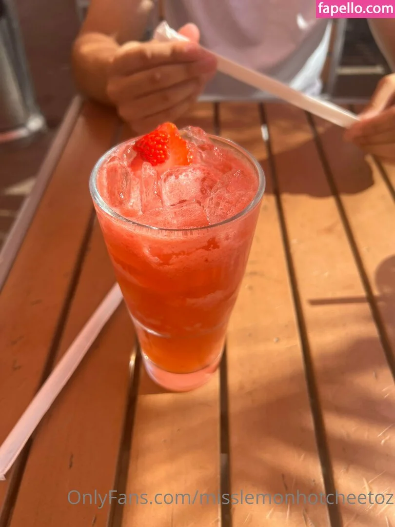 theultimatedeciever Onlyfans Photo Gallery 