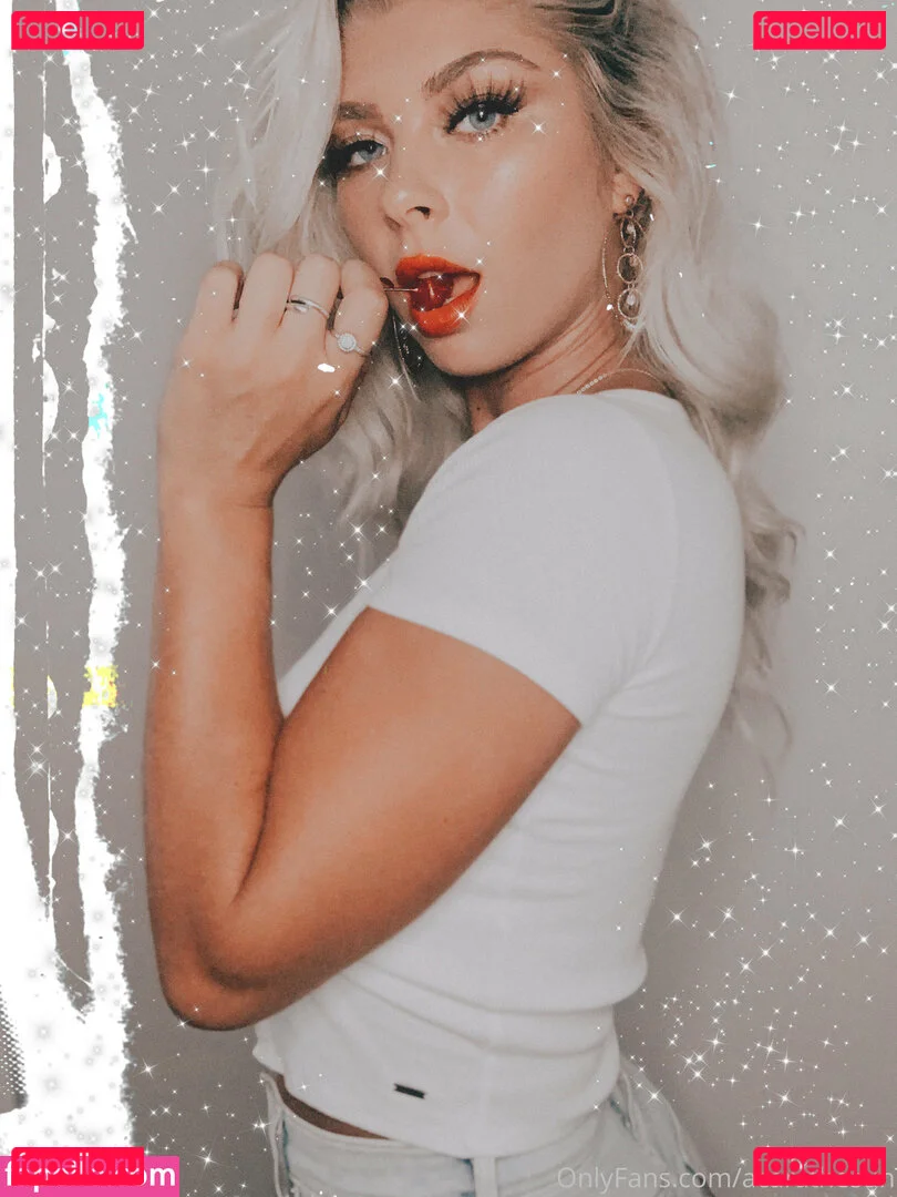 Ava Rose Onlyfans Photo Gallery 