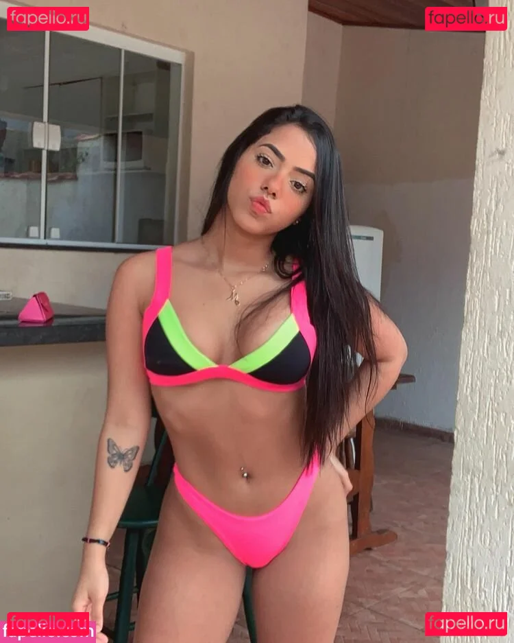 Mariely E Mirella Santos Onlyfans Photo Gallery 