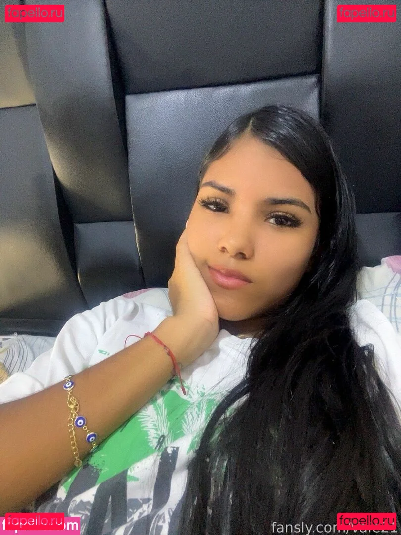 Vale21 Onlyfans Photo Gallery 