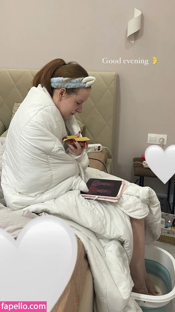 Agent Nesty Onlyfans Photo Gallery 