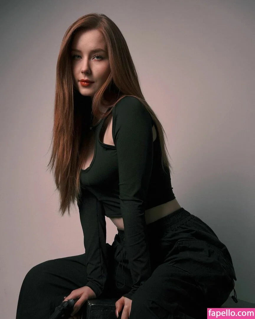 Agent Nesty Onlyfans Photo Gallery 