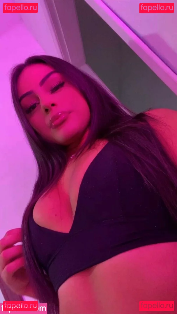 Isabela Libaroni Onlyfans Photo Gallery 