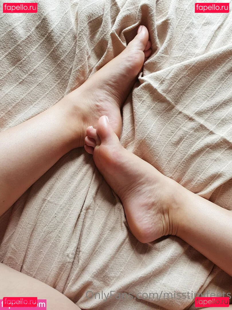 misstinyfeets Onlyfans Photo Gallery 