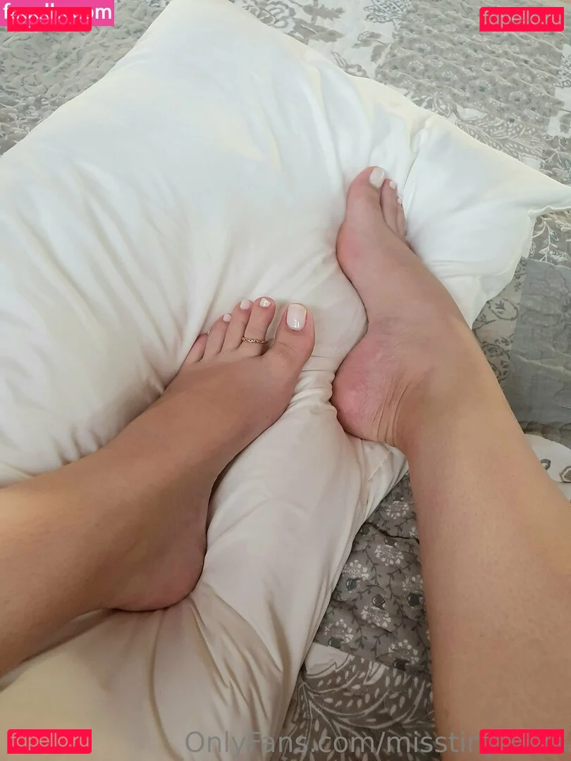 misstinyfeets Onlyfans Photo Gallery 