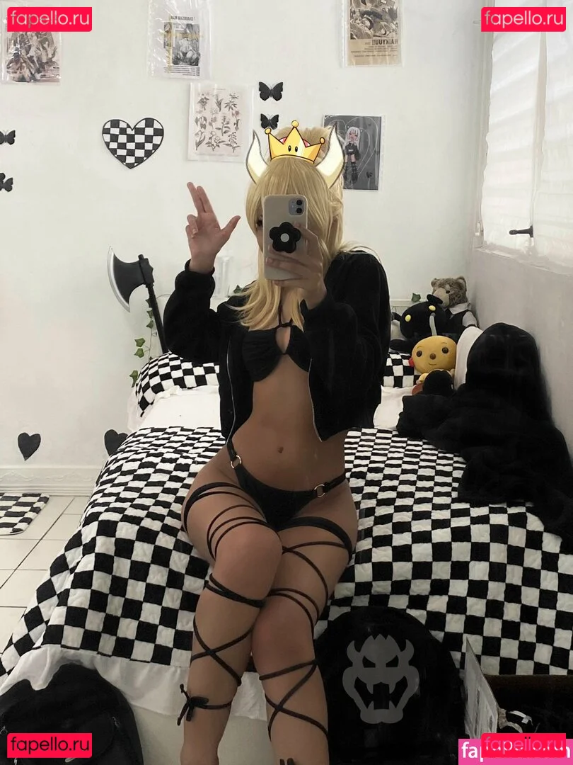 d0llgrim Onlyfans Photo Gallery 