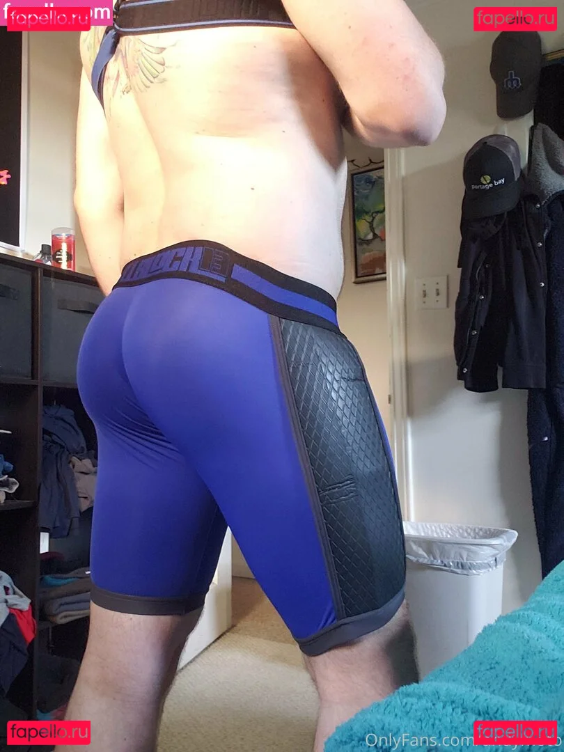 andymoto Onlyfans Photo Gallery 