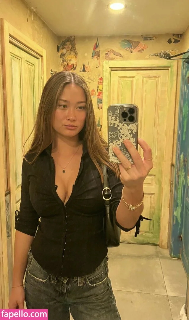 Elise Yukimura Onlyfans Photo Gallery 