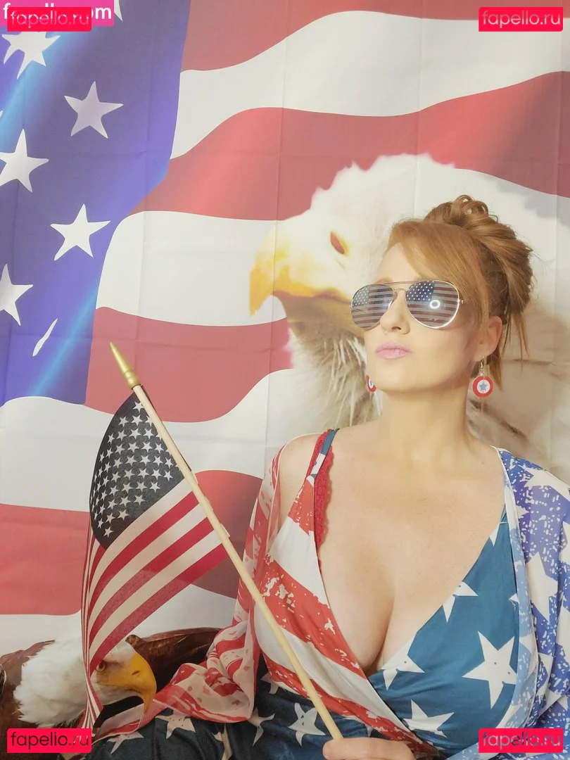 Rawrist Onlyfans Photo Gallery 