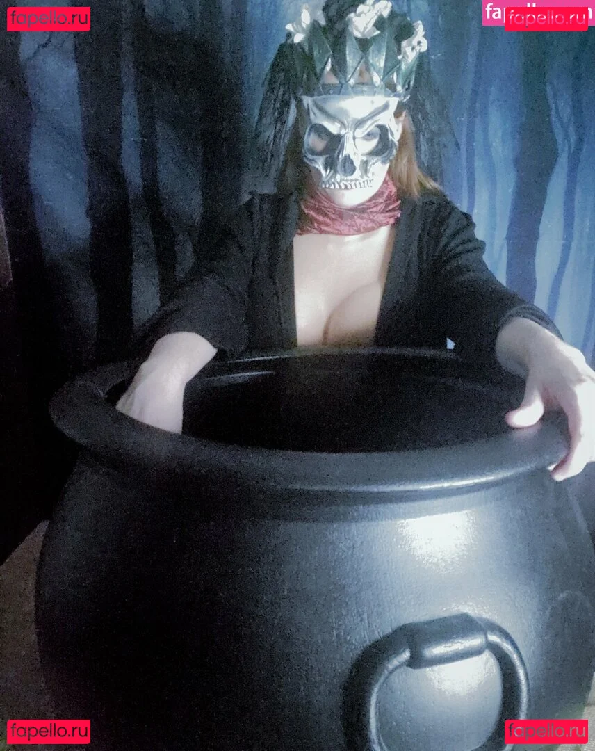 Rawrist Onlyfans Photo Gallery 