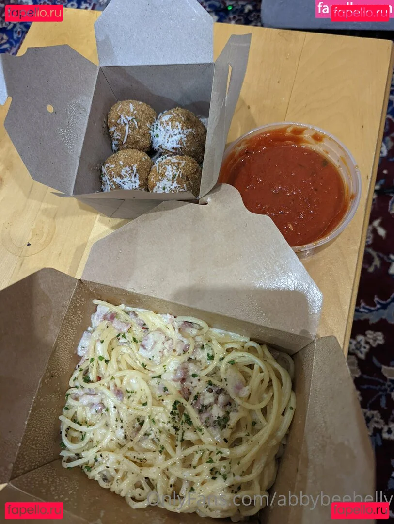 abbybeebelly Onlyfans Photo Gallery 