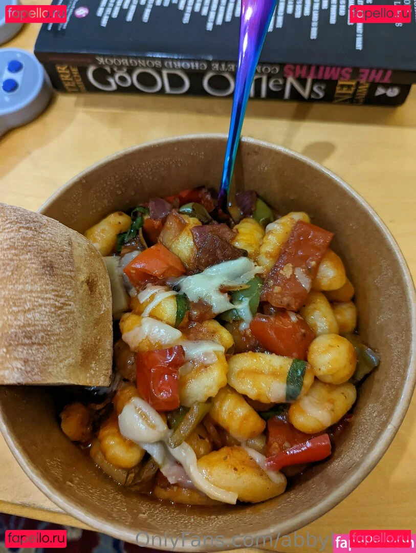 abbybeebelly Onlyfans Photo Gallery 