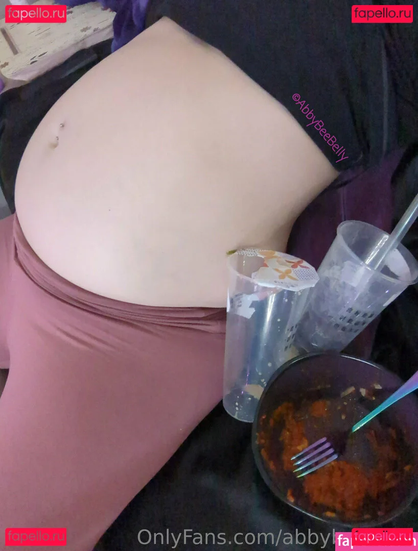 abbybeebelly Onlyfans Photo Gallery 