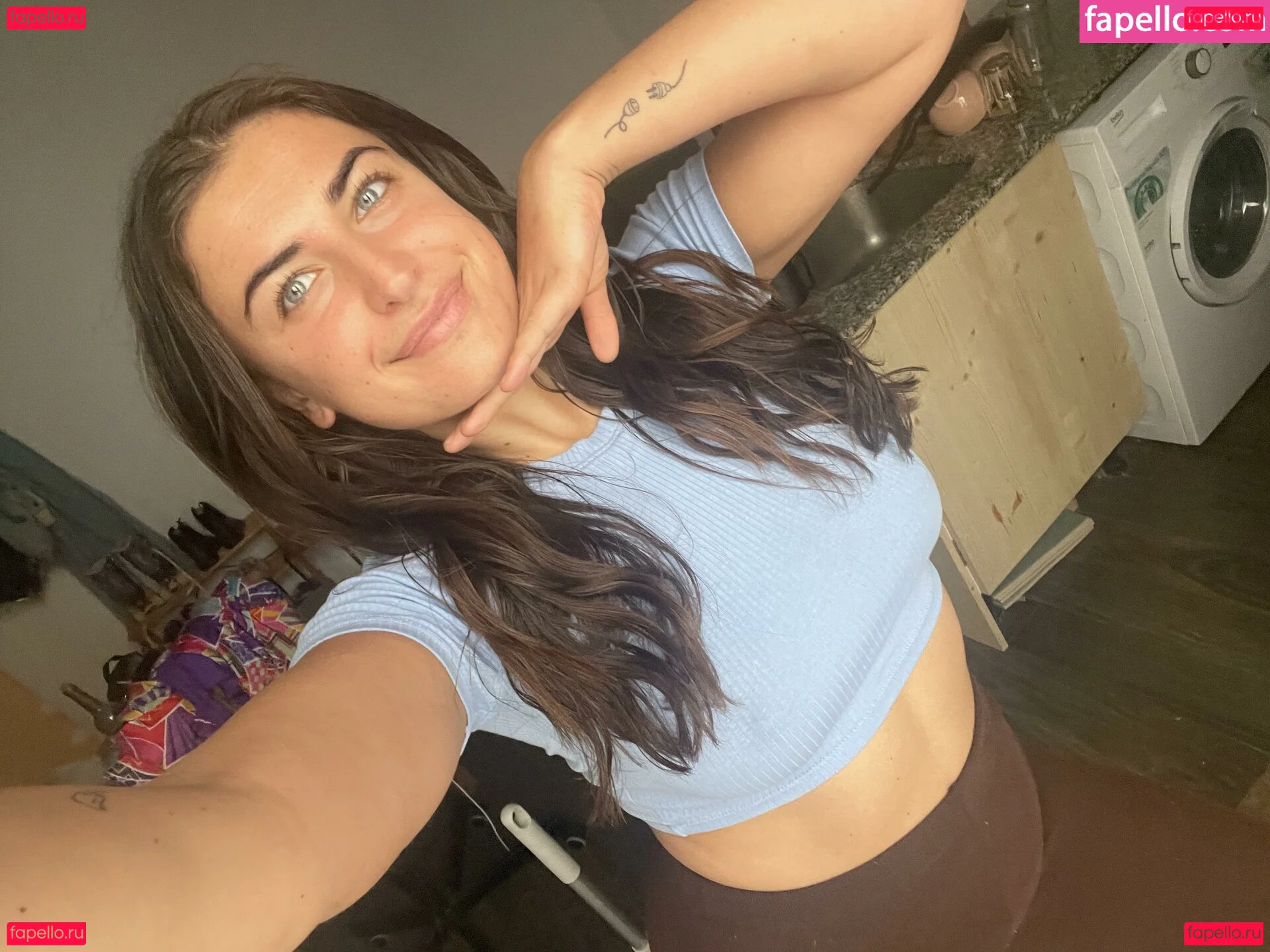 crazybritishoe Onlyfans Photo Gallery 