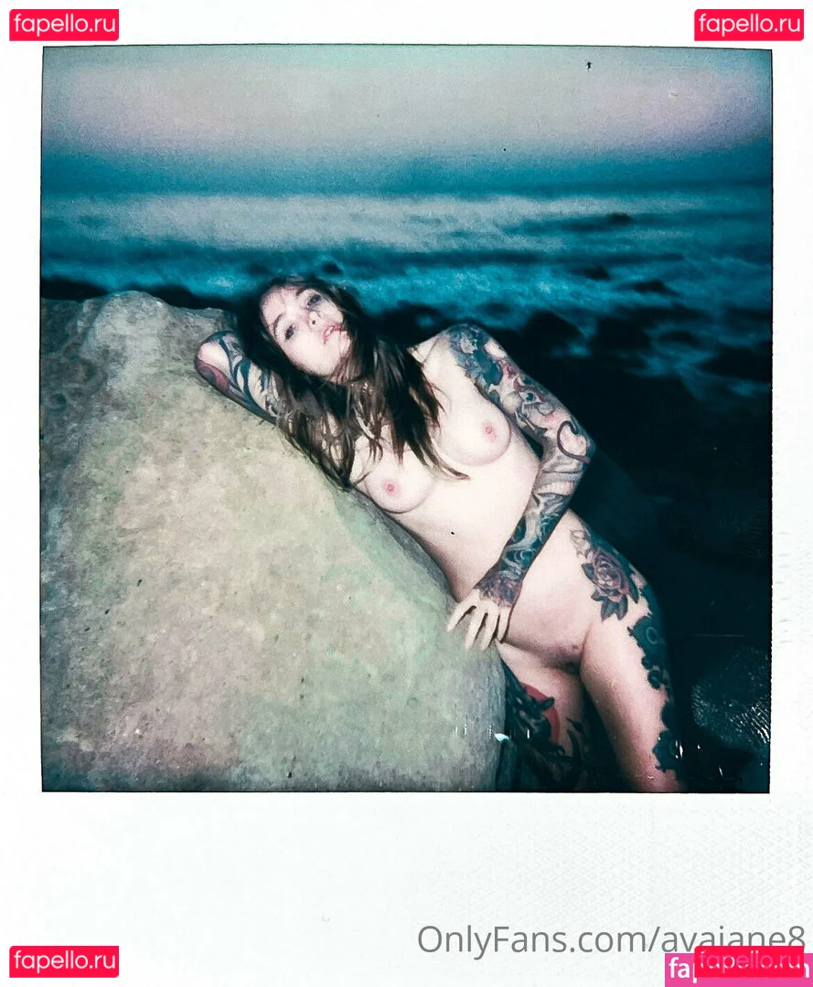 avajane8 Onlyfans Photo Gallery 