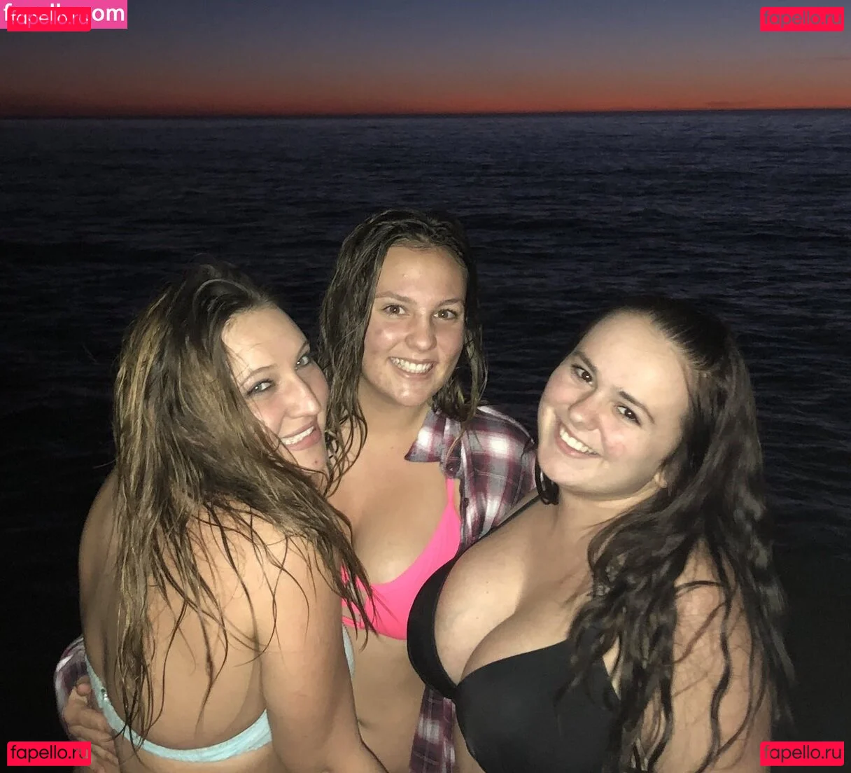 Autumn Lee Onlyfans Photo Gallery 