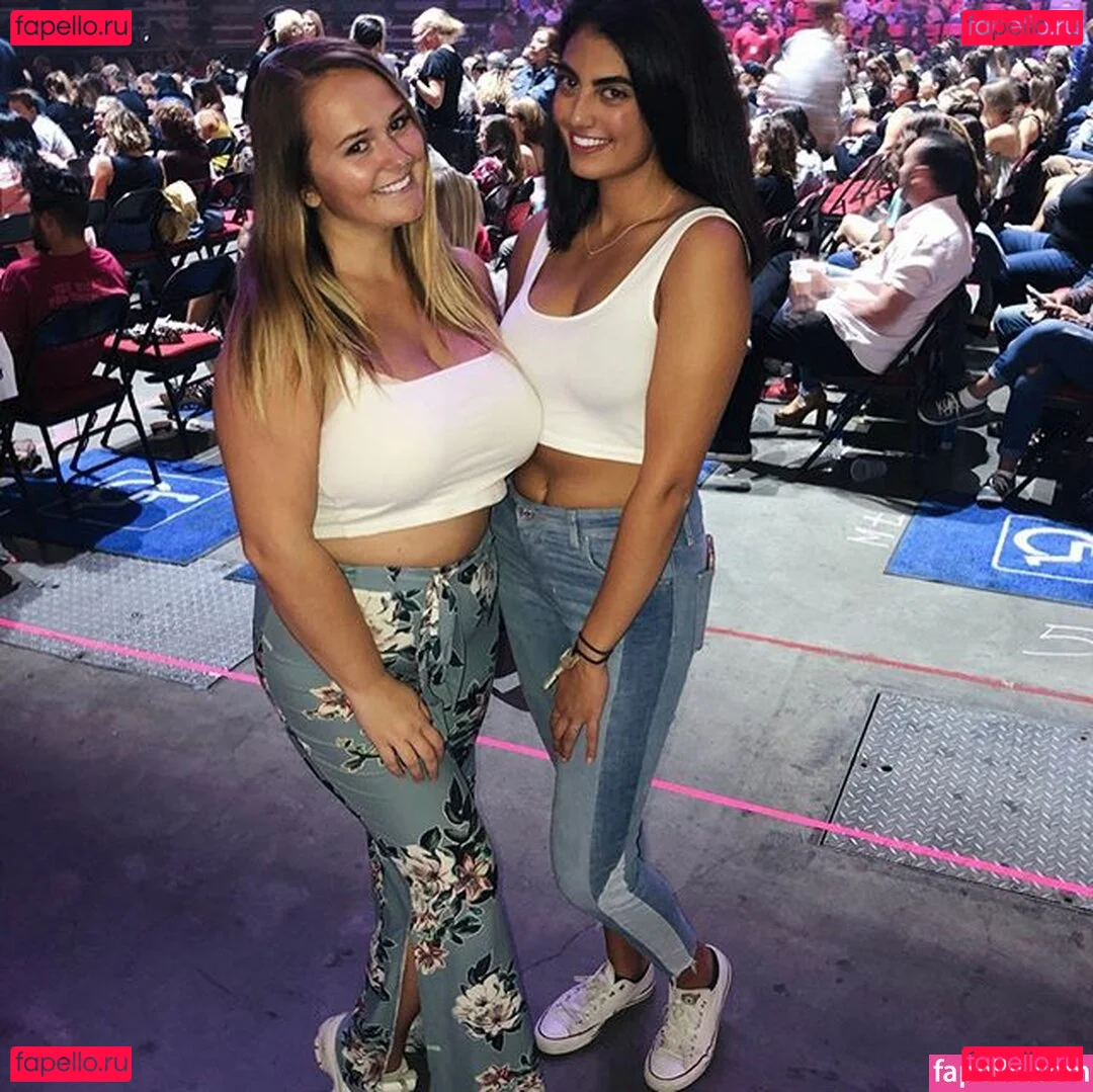 Autumn Lee Onlyfans Photo Gallery 