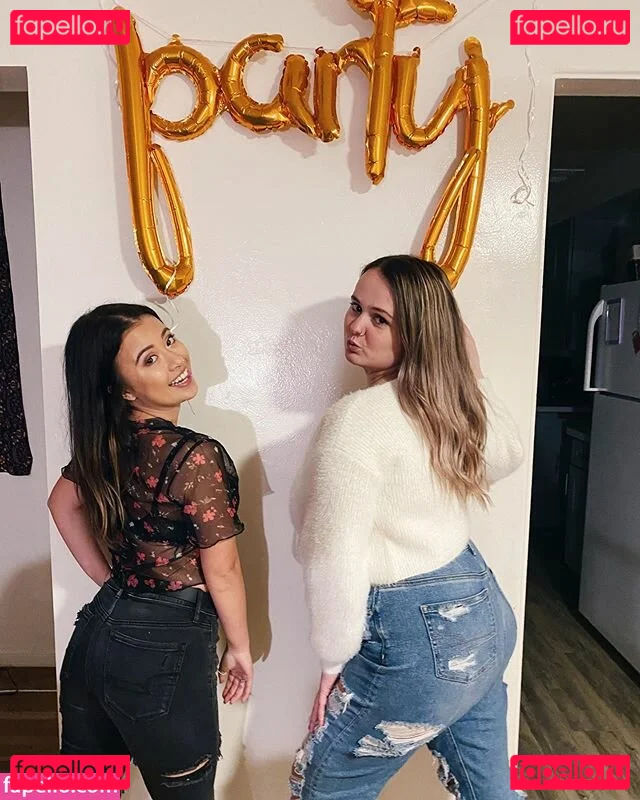 Autumn Lee Onlyfans Photo Gallery 