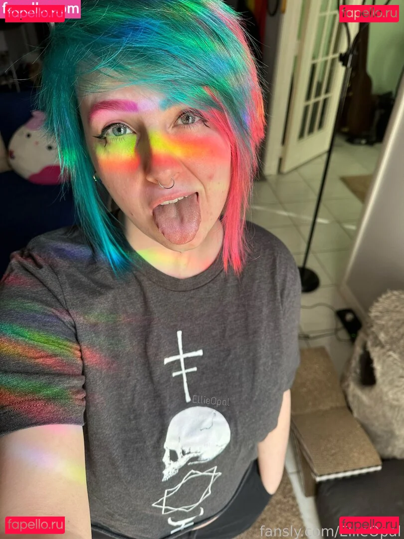 EllieOpal Onlyfans Photo Gallery 