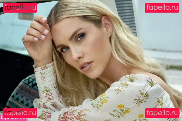 Claire Holt Onlyfans Photo Gallery 