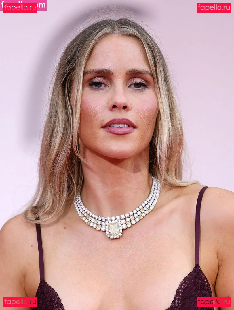 Claire Holt Onlyfans Photo Gallery 