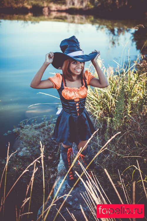 Mica Burton Onlyfans Photo Gallery 