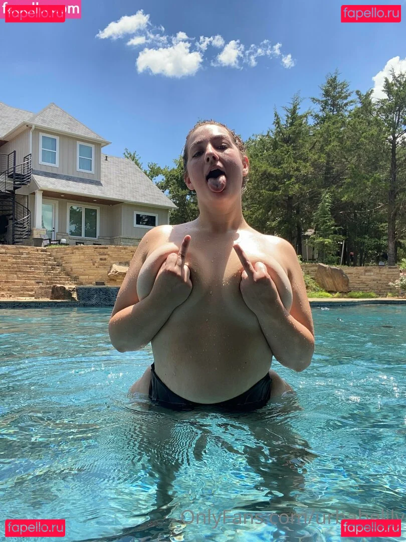 urbabelily Onlyfans Photo Gallery 