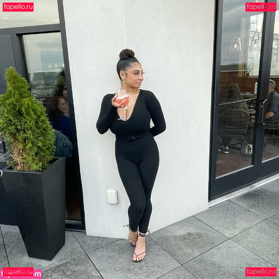 Taylor Loving Onlyfans Photo Gallery 