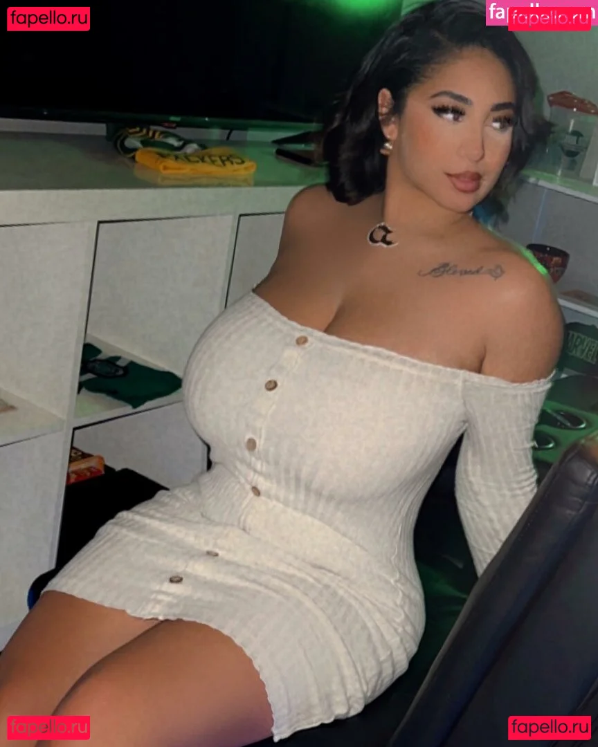 Taylor Loving Onlyfans Photo Gallery 