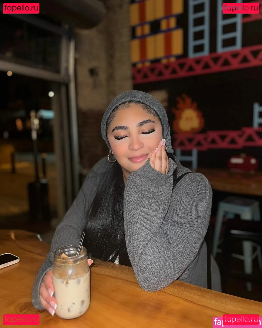 Taylor Loving Onlyfans Photo Gallery 