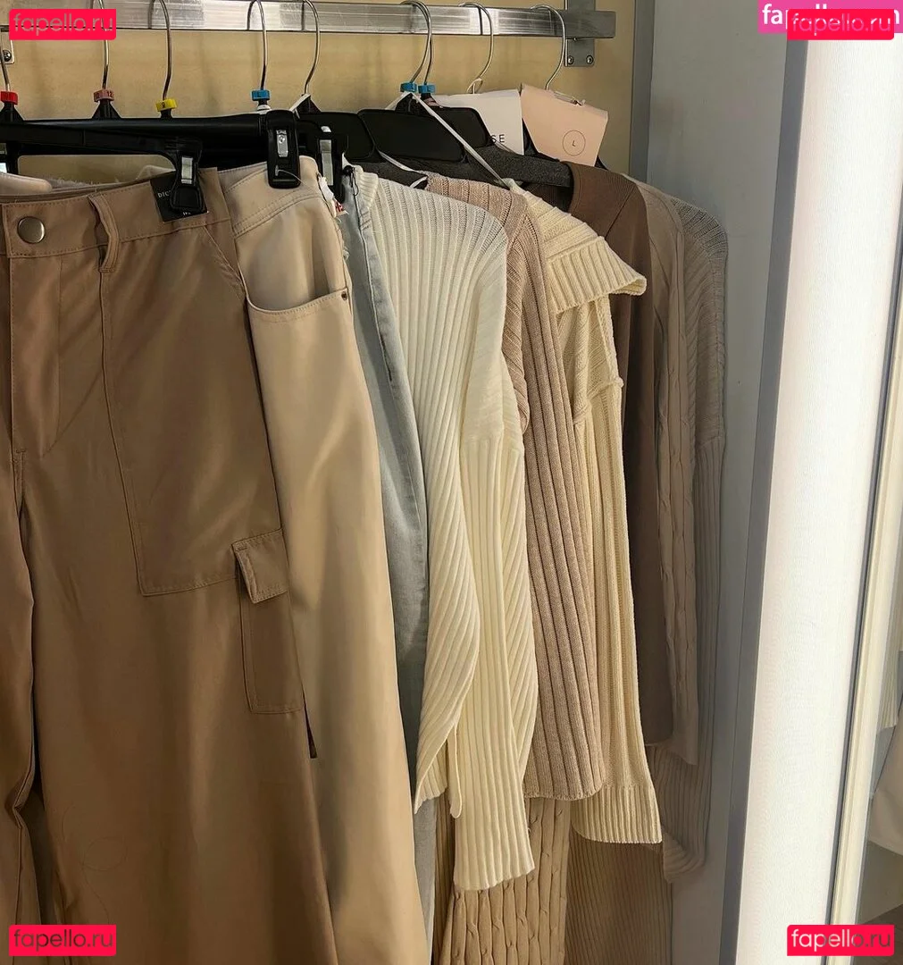 Taylor Loving Onlyfans Photo Gallery 