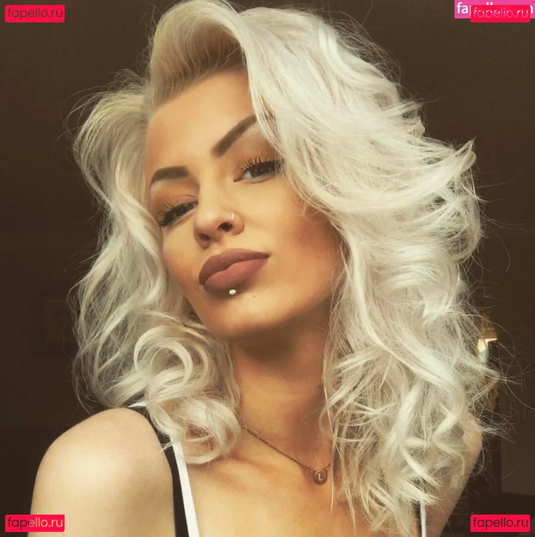 Xcandylashes Onlyfans Photo Gallery 