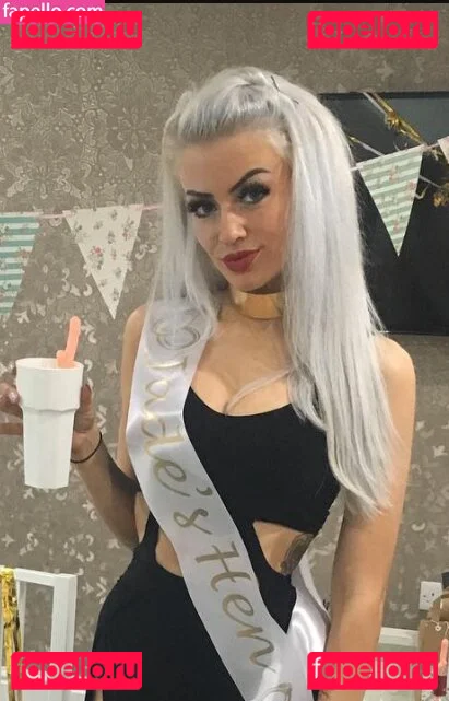 Xcandylashes Onlyfans Photo Gallery 