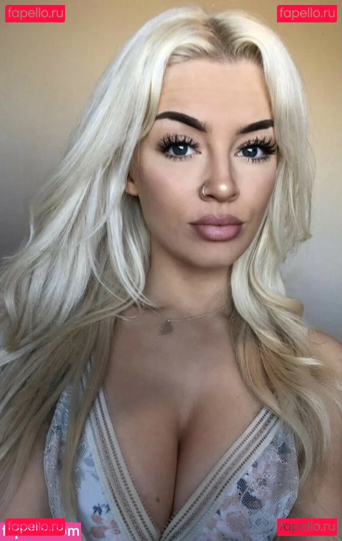 Xcandylashes Onlyfans Photo Gallery 