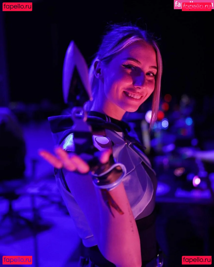 veylaneey Onlyfans Photo Gallery 