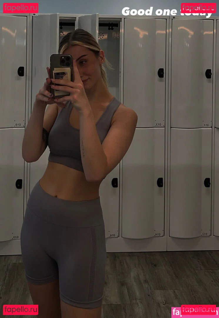 veylaneey Onlyfans Photo Gallery 