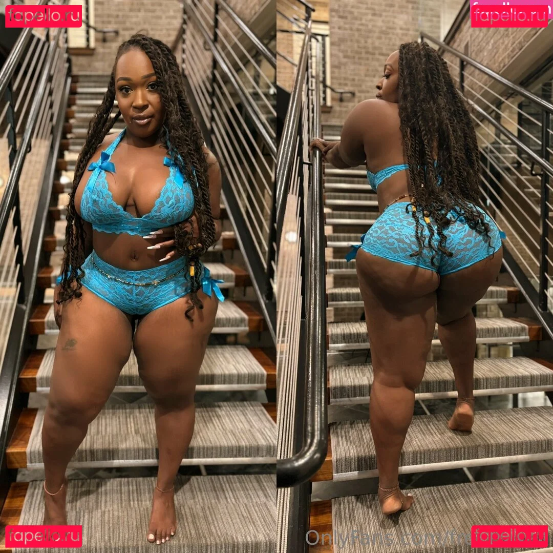 freethixen Onlyfans Photo Gallery 