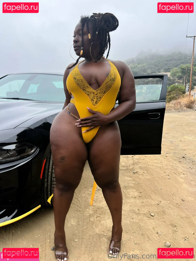 freethixen Onlyfans Photo Gallery 