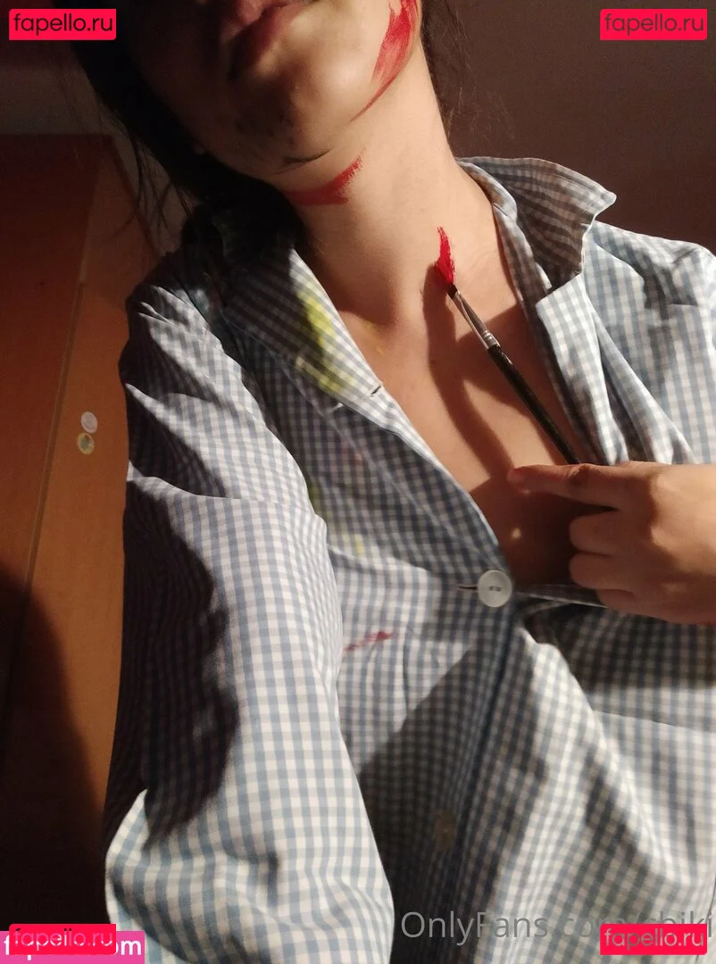 cbiki Onlyfans Photo Gallery 