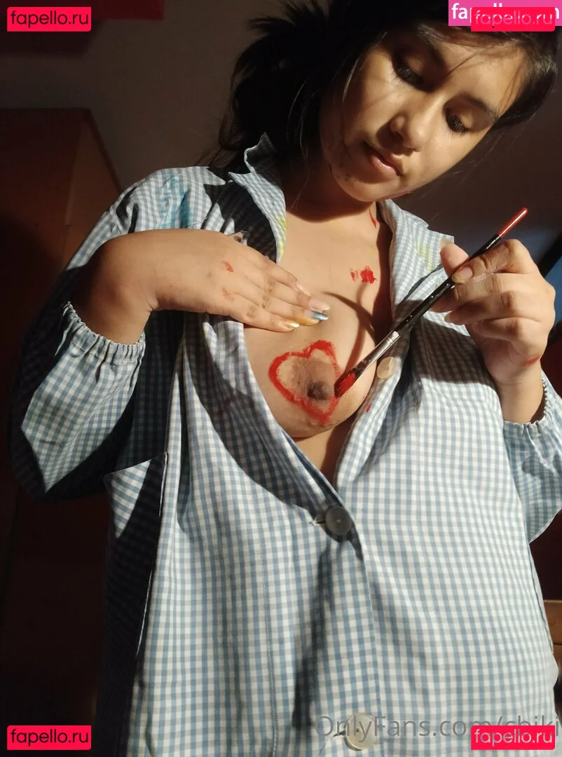 cbiki Onlyfans Photo Gallery 