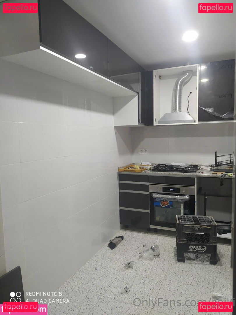 cbiki Onlyfans Photo Gallery 