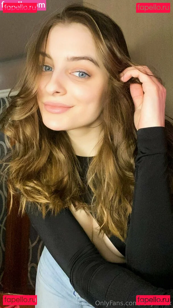 rosyxoxox Onlyfans Photo Gallery 