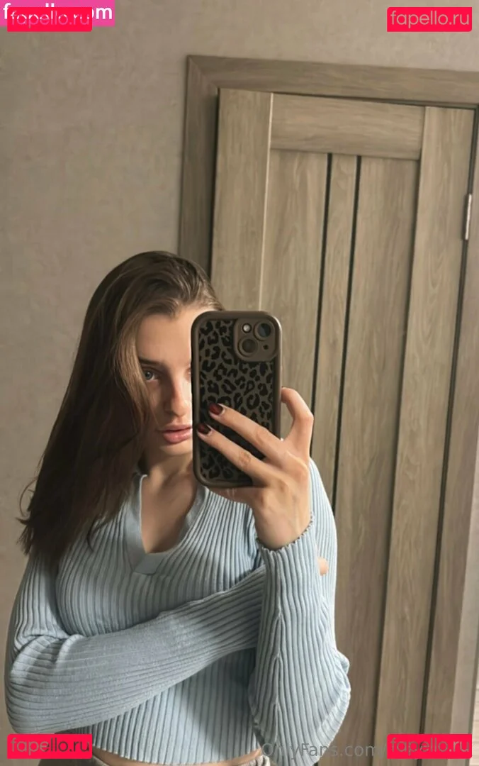 rosyxoxox Onlyfans Photo Gallery 