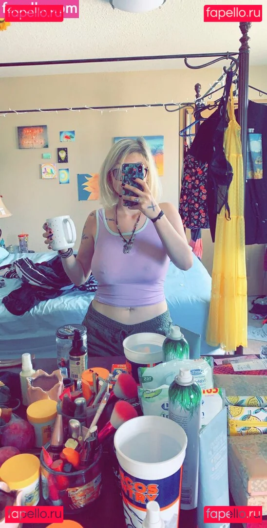 Curthobain Onlyfans Photo Gallery 