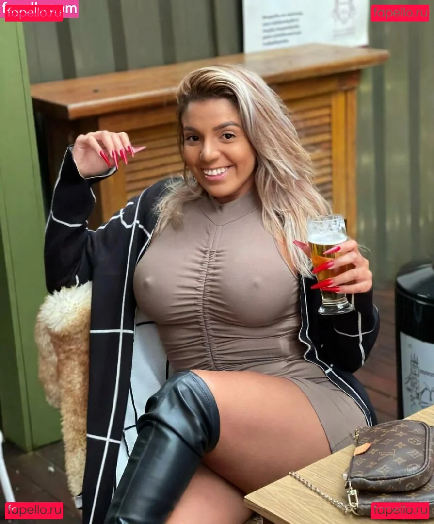 Beauty.carollima Onlyfans Photo Gallery 