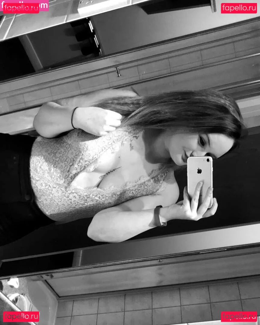 Kim Centamore Onlyfans Photo Gallery 